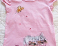 maglietta-dipinta-gatto-farfalla maglietta-dipinta-gatto-farfalla