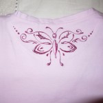 maglietta dipinta farfalla